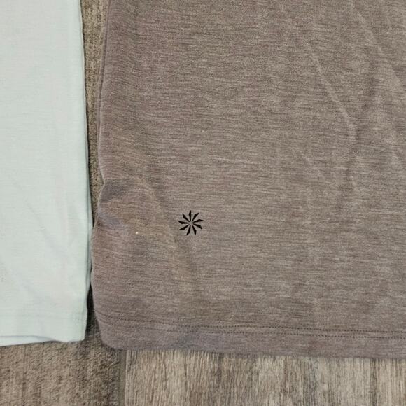 Athleta Vital II Tank Lot of 2 Womens Size XL Gray & Light Blue Muscle Athletic - Picture 5 of 9